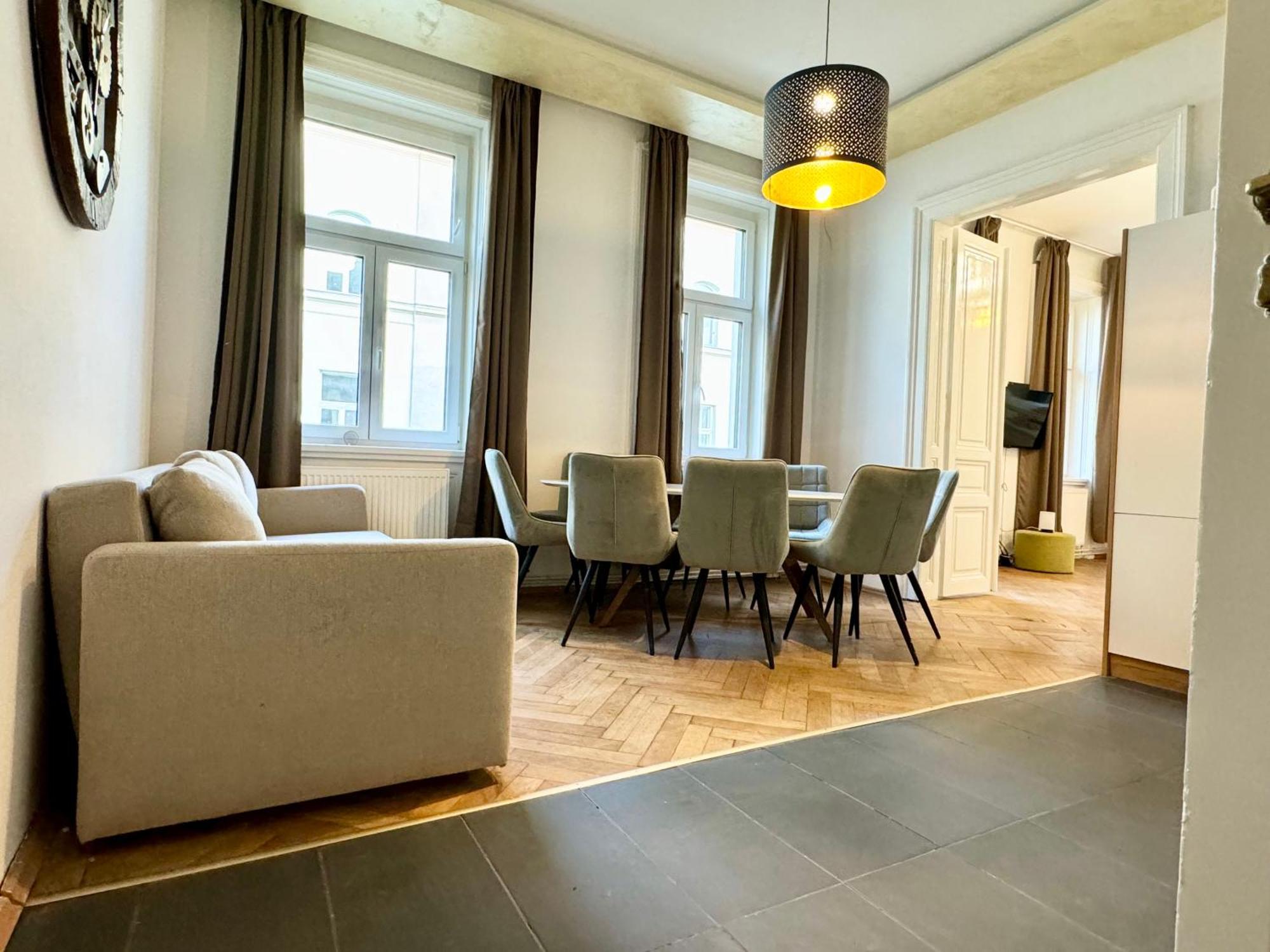 Premium Apartment Located At The Famous Vienna Kutschkermarkt Exterior foto